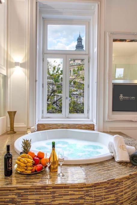 Jacuzzi Basilica View Apartment *